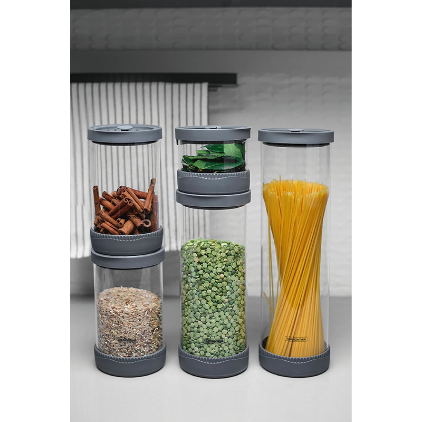 Juego 5 recipientes d/vidrio tapa silicona PUREZZA