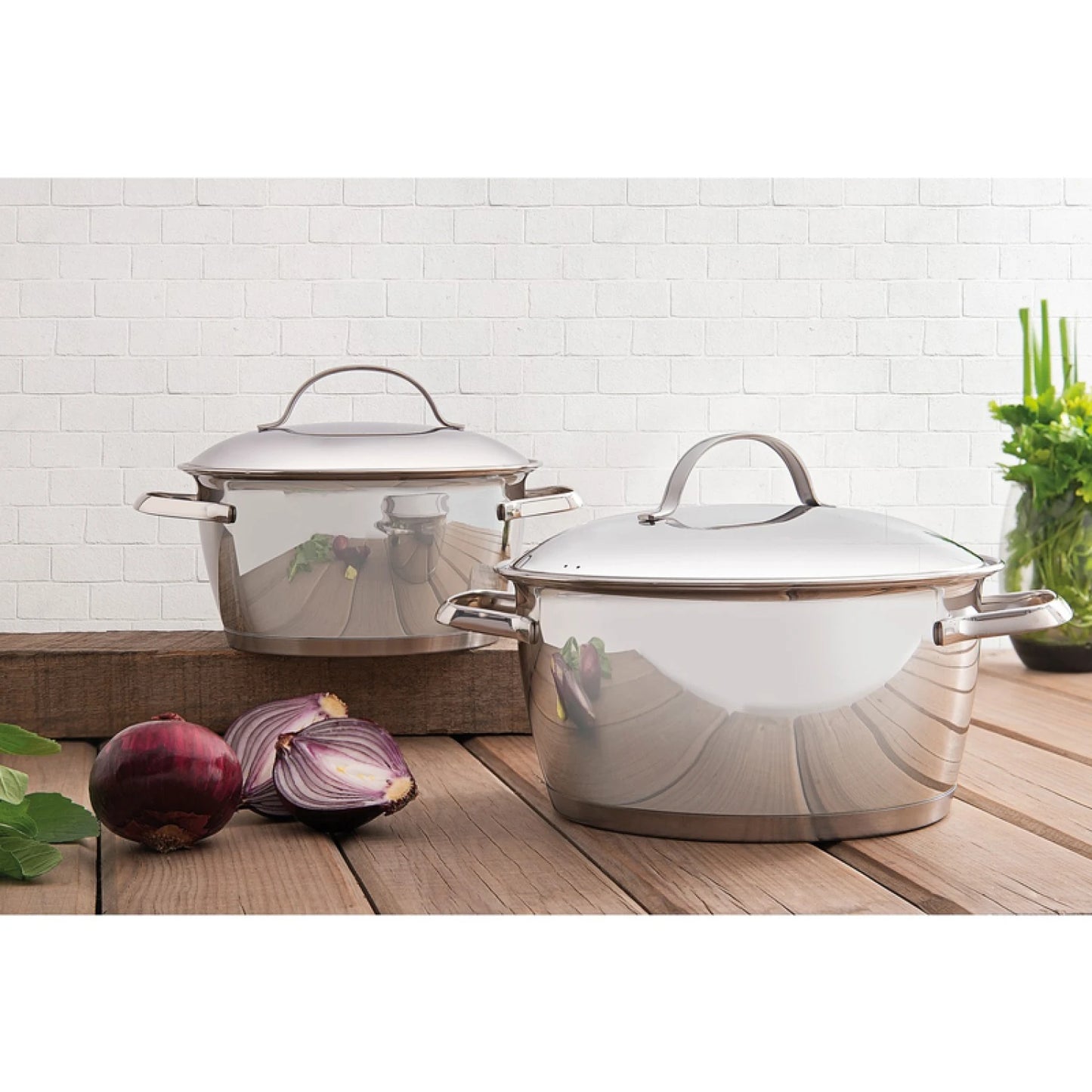 Olla con asas y tapa modelo ALLEGRA, 4 Lts.