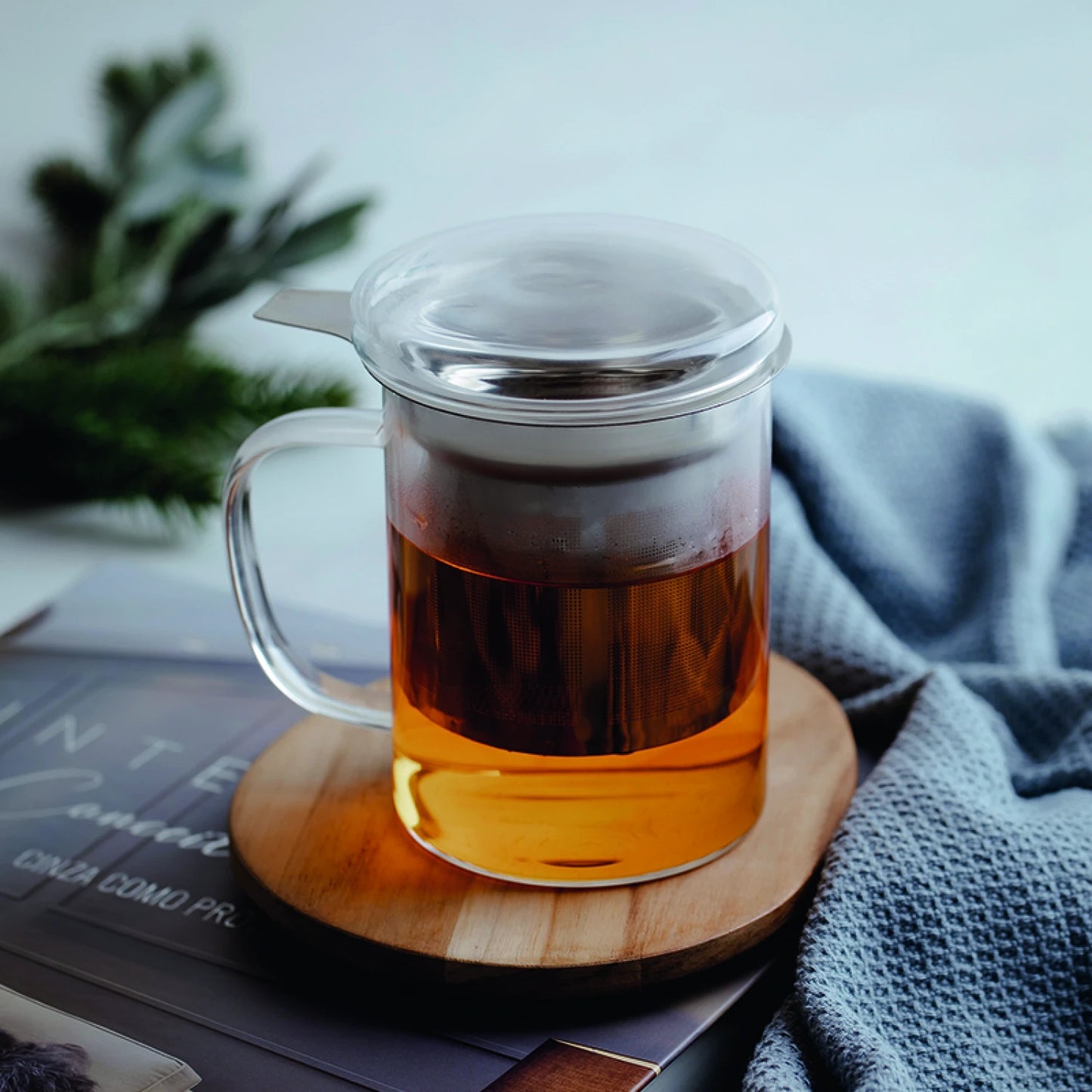Taza de vidrio con infusor de té 0.35 lts.