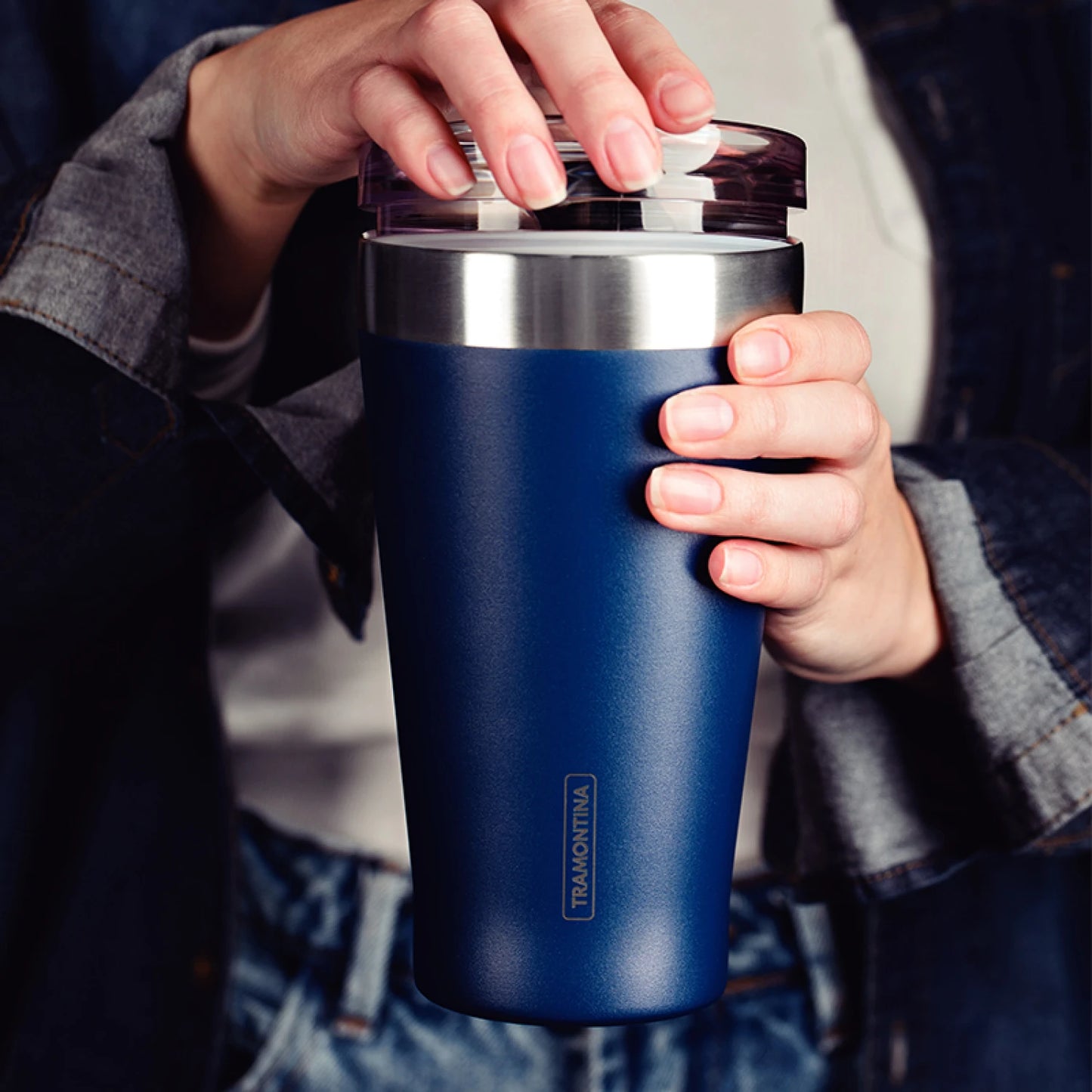 Vaso térmico azul con tapa 550ml